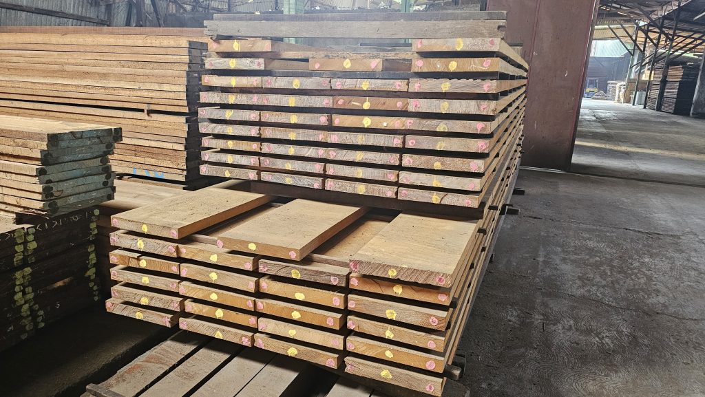 harga kayu kamper samarinda terbaru