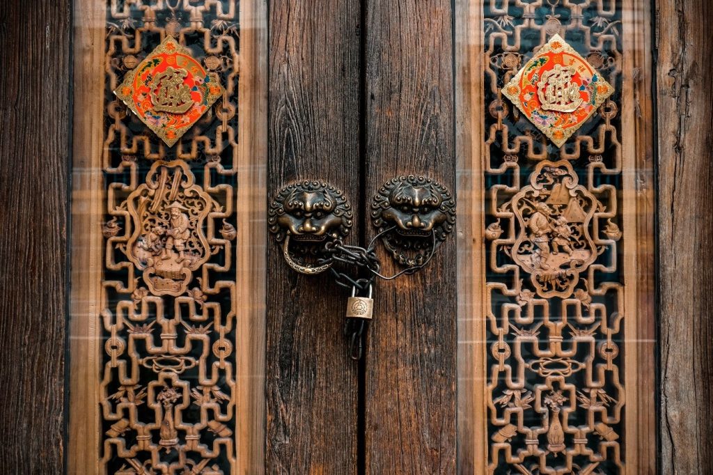 jenis pintu kayu