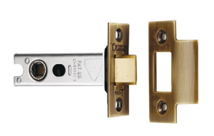 Latch pintu nama bagian