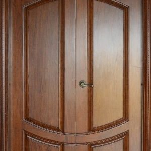 Perbandingan pintu kayu dan pintu aluminium