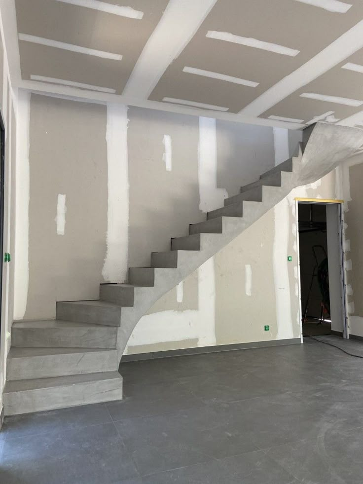 Jenis model tangga beton