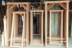Pintu Rangka Kayu